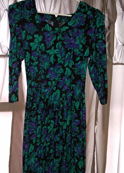 Benson & Smith Floral Print Dress - Picture 1 of 5